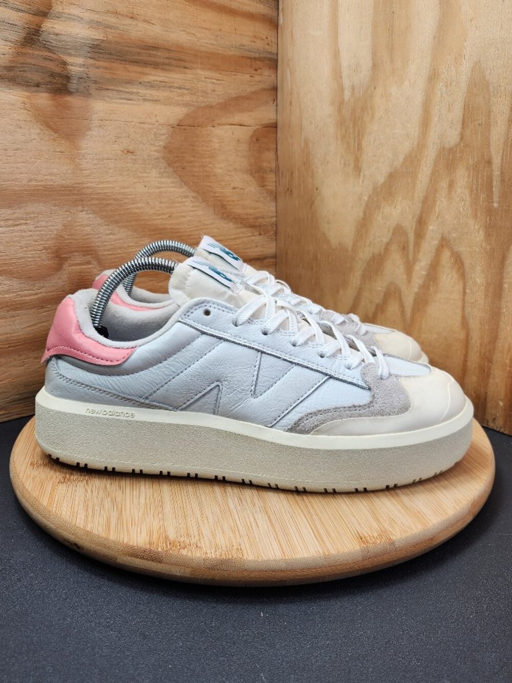 New Balance CT302 Mens White Sneakers Size 9